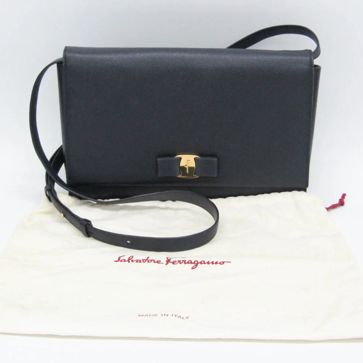0011 Navy Ferragamo (Good) Women's Vara Shoulder Salvatore AU-21 Pre-Owned Leather Bag